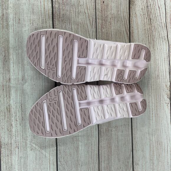 On Cloudtilt Women's Sz 10 Running Shoe Ivory Orchid - Picture 8 of 9